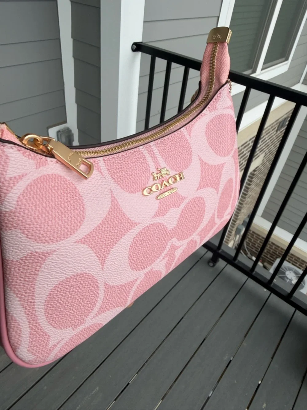 COACH powder Pink Signature Canvas Shoulder Bag - Picture 4 of 7